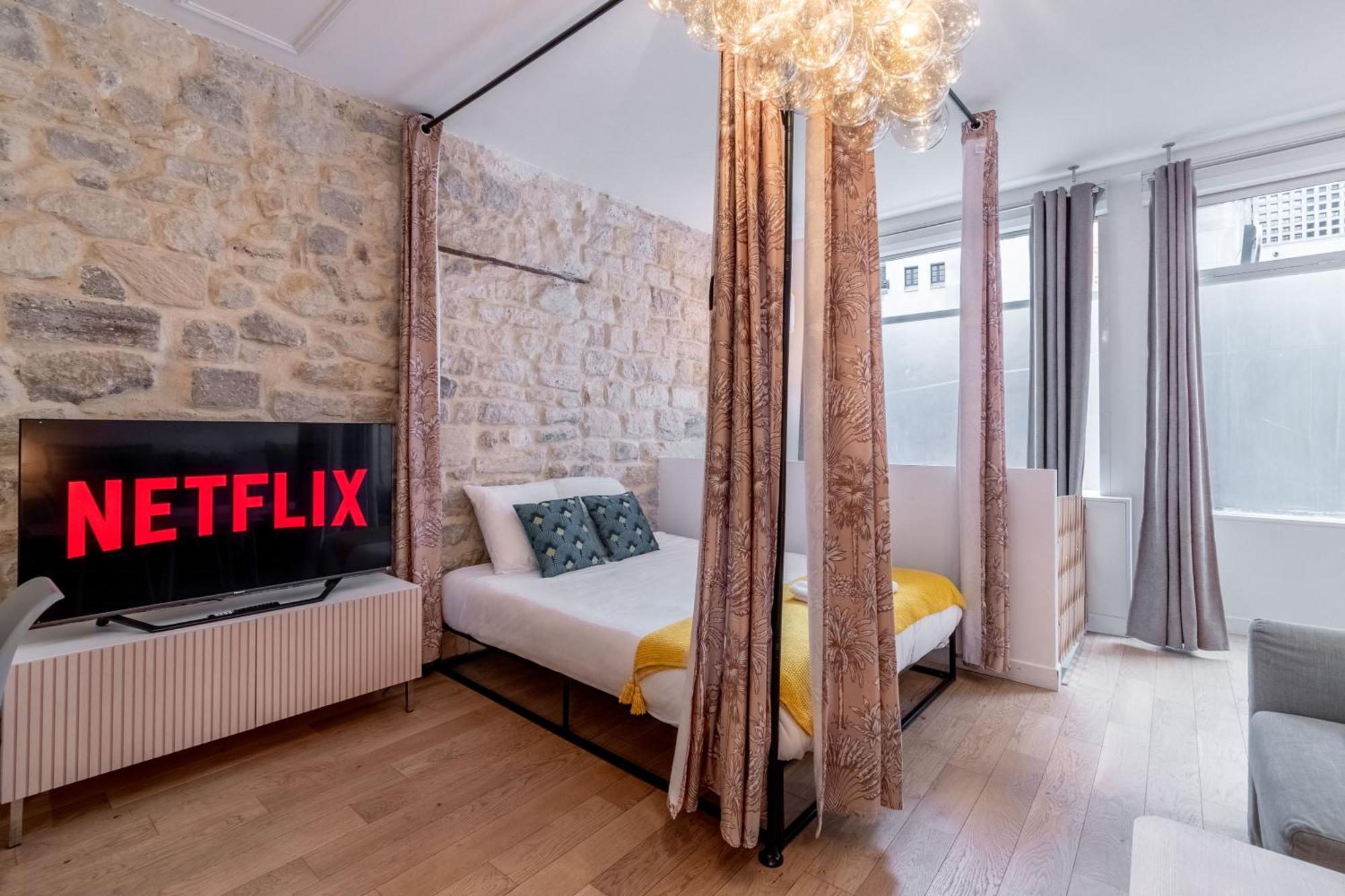 Apartment Spacieux Et Renove Paris